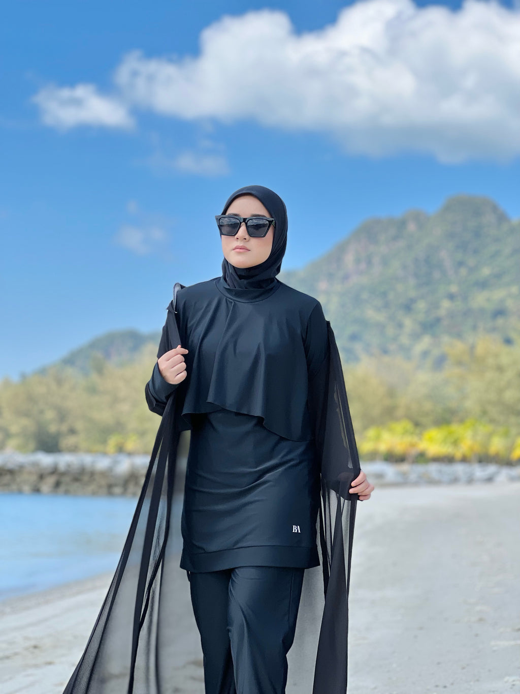 bakini Black 